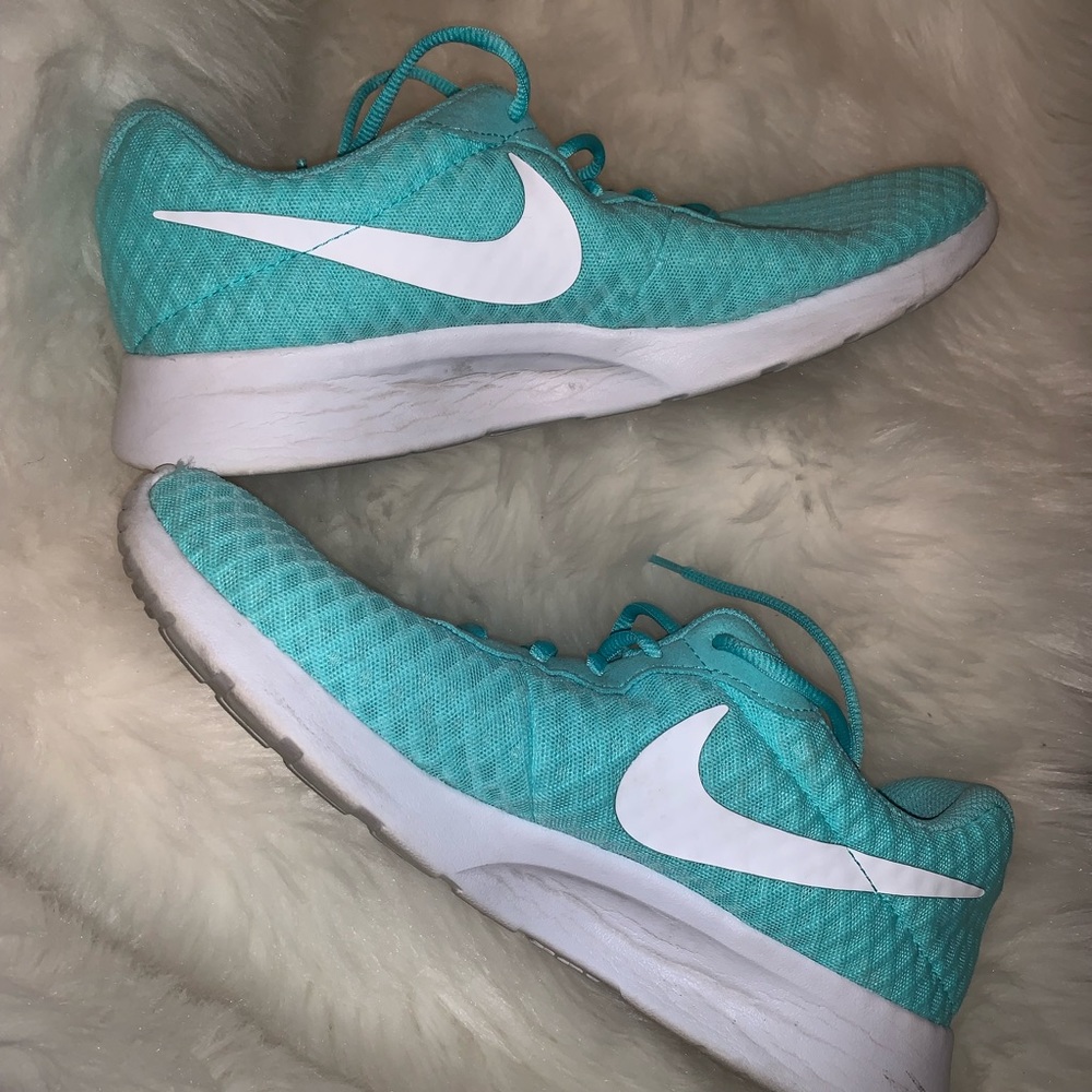 NIKE Tanjun 😍😍😍😍